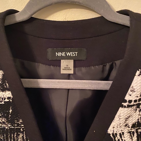 Nine West Women’s Black/White Short Jacket -Open Front -Sz 14 -fully lined - Picture 13 of 13